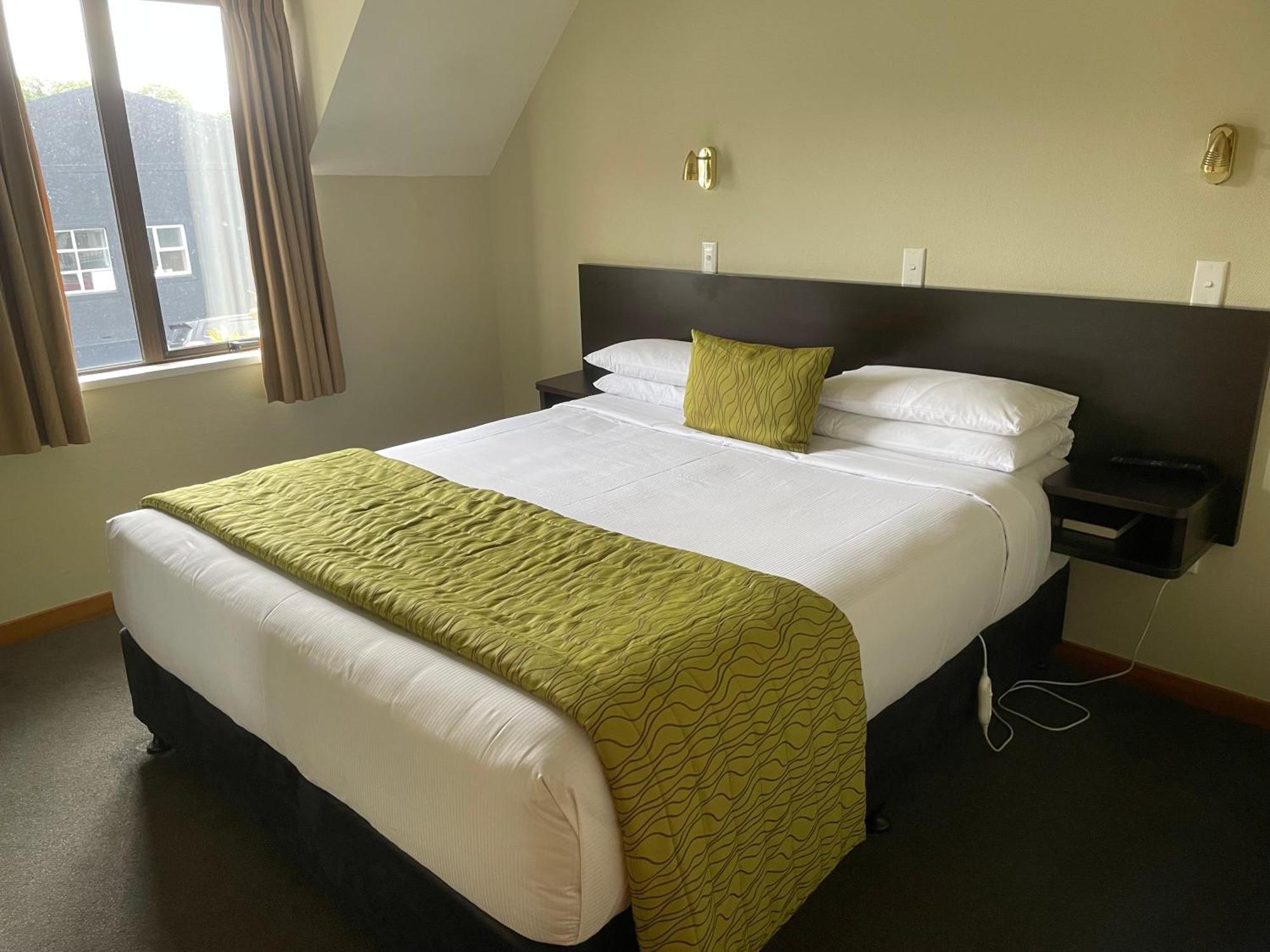 Allan Court Motel Dunedin Esterno foto